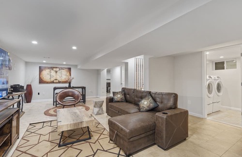 Springfield Apartment | Industrial style basement apartment near D.C.