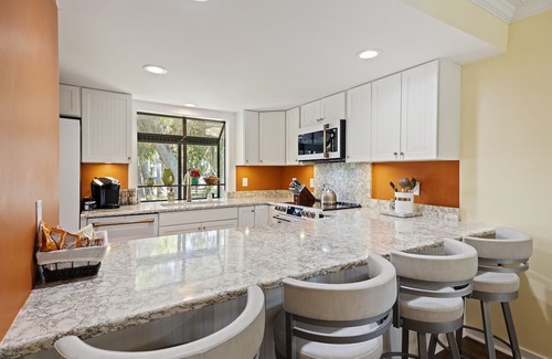 Ocean Ridge Villa | Experience A&J Hideaway: Golf Course Views & Relaxing Lagoon