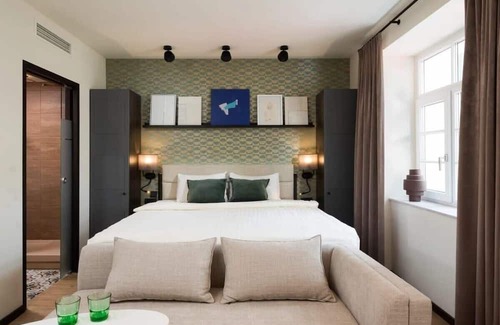 Elisabeth-Vorstadt Apartment | Cozy Studio Apartment Steps from Mozart Residence