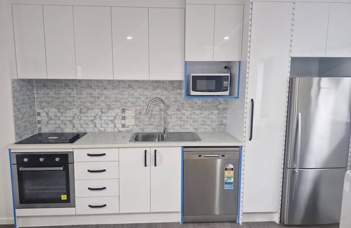 Papatoetoe House | Explore the Mini Mansion: Family & Pet-Friendly Retreat
