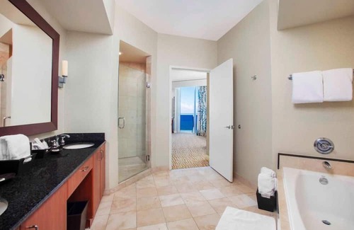 Sunny Isles Beach House | 2-Bedroom Suite at a 4.5⭐️ Hotel