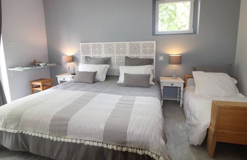 Saulcy-sur-Meurthe Bed & Breakfast | Comfortable Studio Flat in Saulcy-sur-Meurthe with Hot Tub
