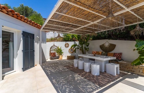 Pierrefeu-du-Var Villa | Discover Villa Can Sol: Family-Friendly with Private Pool