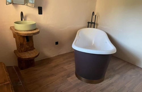 Rogliano Apartment | Cozy Studio with Garden and Ocean View Amenities