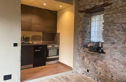 Rogliano Apartment | Cozy Studio with Garden and Ocean View Amenities