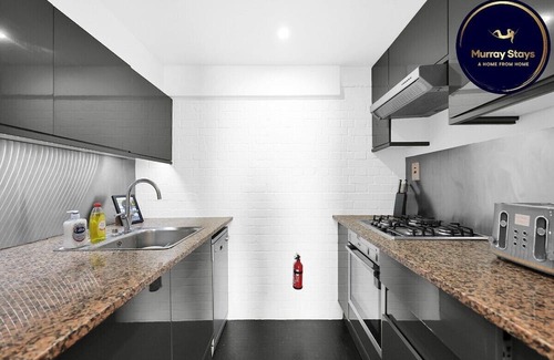 Bromley South Apartment | Large Industrial Style 2 Bedroom Flat!