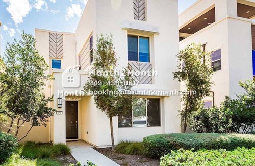 Irvine House | Experience the Starry Sky at Terrapin #9441 with Great Amenities