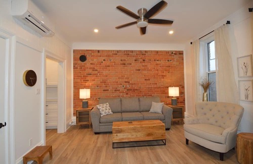 Perth Apartment | Relaxing Executive Retreat in Central Perth with Spa & Hot Tub