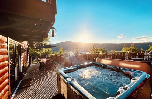 Foyers Cabin | Relaxing Lodges on Loch Ness with Spa and Lake Views