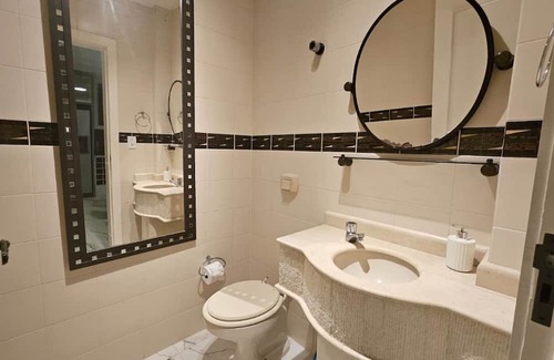 South Region Apartment | Beachfront Suite with Spa and Family-Friendly Amenities