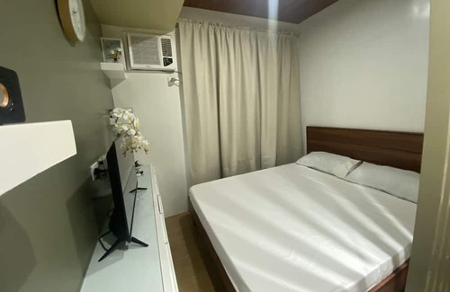Tagaytay Condo | Pet-Friendly Studio Unit at NA Suites, Pine Suites Tagaytay