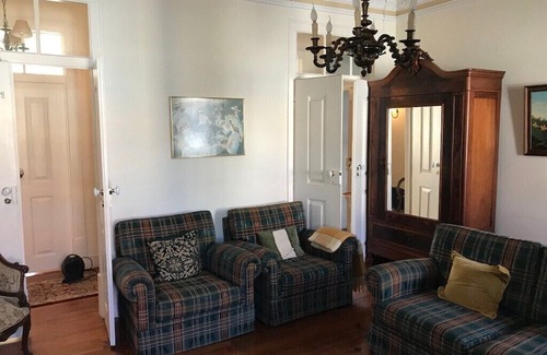 Freiria Apartment | Inviting Patio House on the West Coast with Family Amenities