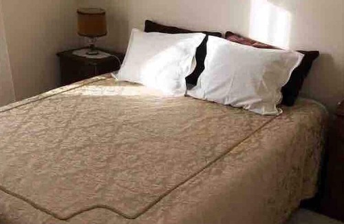 Freiria Apartment | Inviting Patio House on the West Coast with Family Amenities