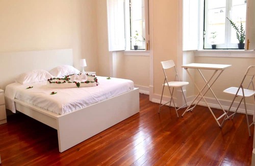 Loures House | Matching Loures Guest House