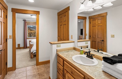 Springhill House | Discover Our Unique Short-Term Rentals with Spa Amenities