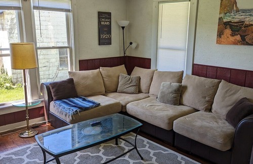 Robinson House | Comfortable 3 Bedroom Home Just Steps from the Square