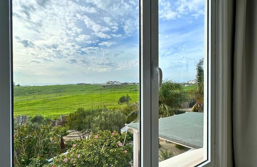 Achakkar Villa | Pet-Friendly La Finca in Tanger with Ocean Views & Breakfast