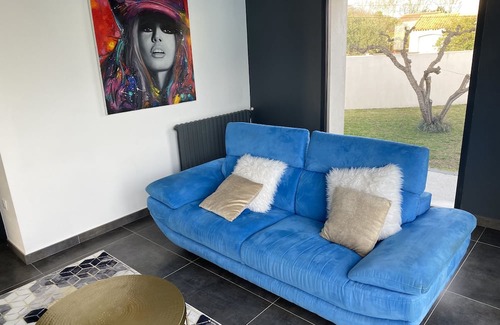 Le Cailar Villa | Villa Fadoline in Camargue - Family-Friendly Retreat