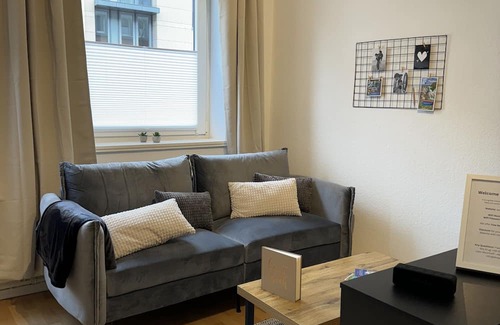 Mitte Apartment | Cozy Apartment for 4 in the Heart of the City