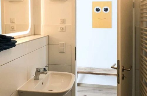 Lobstaedt Apartment | Cozy House in Reed 1 - Family-Friendly Apartment Retreat