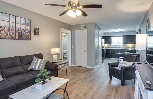 Manchester Apartment | Pet-Friendly Manchester Apartment with Pool Access Awaits!