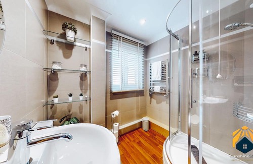 Landore Apartment | Family-Friendly 3 Bed Apartment in Swansea Marina