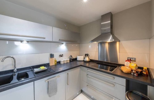 Grangetown Apartment | Marina Apartment