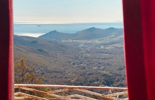 Pietracorbara House | Family-Friendly Getaway with Spa and Kitchen Amenities