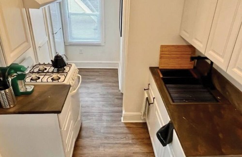 Robbinsdale Apartment | Budget-Friendly One-Bedroom Retreat in Minneapolis