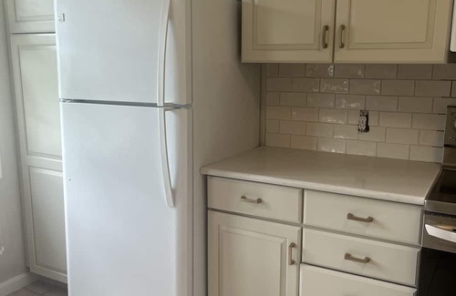 West Warwick Condo | Convenient 1 BR Retreat, Just 20 Min from the Beach!