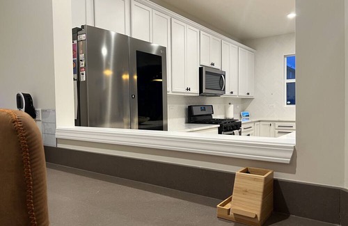 Fox Valley House | Discover Tranquility in Naperville, Chicago's Hidden Gem