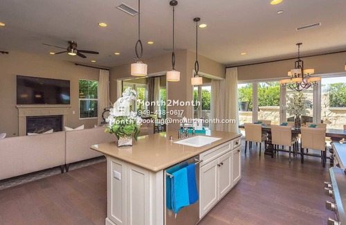 Irvine House | Discover Cummings Bay: Pet-Friendly Retreat with Pool