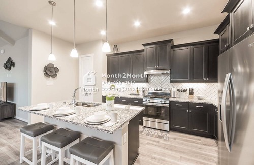 Sienna Plantation House | Ironwood Elegance: Family-Friendly & Pet-Welcoming Retreat