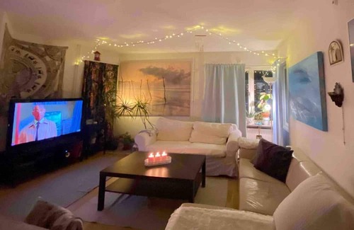 Tullinge Apartment | Stylish Apartment with Ocean View, 10 Min to City