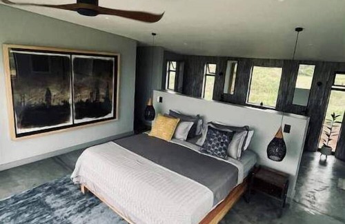 Bouvet Island House | Modern Farmhouse Retreat: Pet-Friendly on 16 Hectares