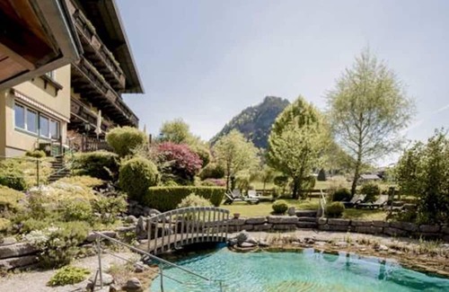 Fuschl am See House | Cozy 2-Bedroom Apartment at Garni Haus Sonnleitn