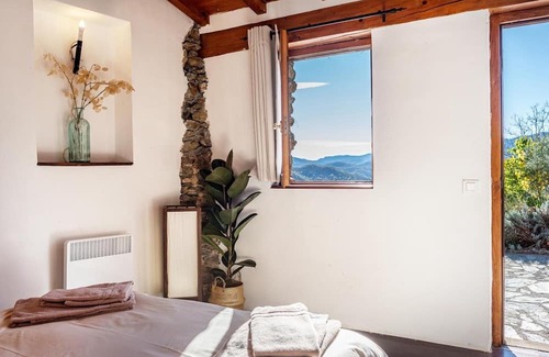 Montferrer Villa | Relaxing Villa 'Le Grand Mas De Can Noy' with Private Pool