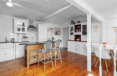 Ardrossan House | Discover Fairway View: Your Perfect Ardrossan Retreat