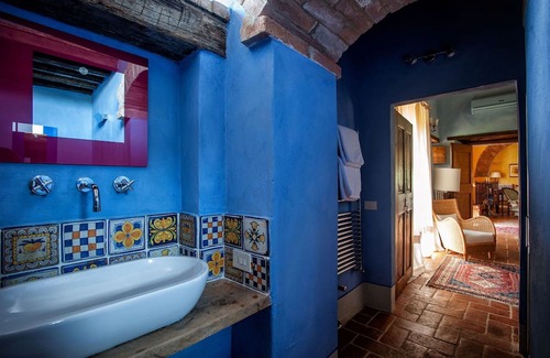 San Quirico d'Orcia Villa | Villa in San Quirico D'orcia with 8 bedrooms sleeps 14