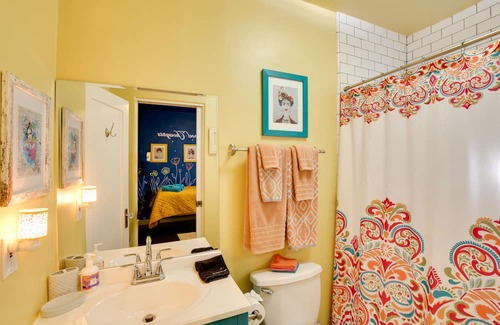 South Wrigley House | Artistic Long Beach Retreat with Ocean View & Patio!
