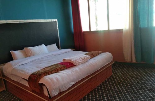 Malabar Hill Resort | Relax at Nirvana Resort by Beautiful Pangong Beach