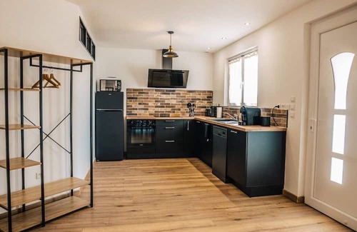 Goudargues House | Family-Friendly Maison Just 500m from Village Center