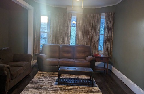 East Haven  Rutland County House | Close to Killington and downtown with beautiful porch and new kitchen new baths
