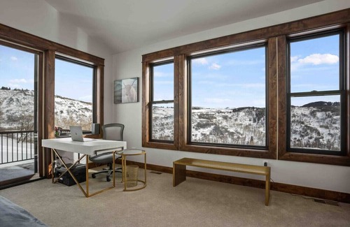 Clark Ski Chalet | Inviting Ski In/Out Chalet with Family-Friendly Amenities