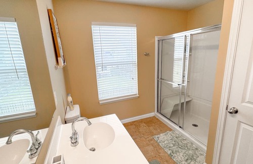 Noblesville House | Inviting 3 BD Home in Noblesville with Kids' Amenities