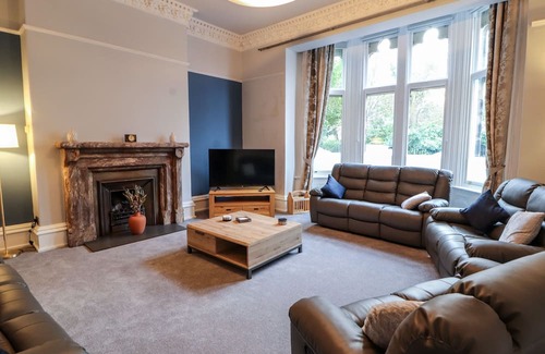 Carlisle Cottage | Family-Friendly Retreat with Hot Tub in Carlisle