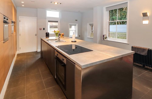 Carlisle Cottage | Family-Friendly Retreat with Hot Tub in Carlisle