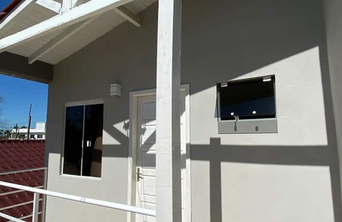 Vila Santo Antonio House | Cozy Home Near Lagoon, Beaches & Dining Options