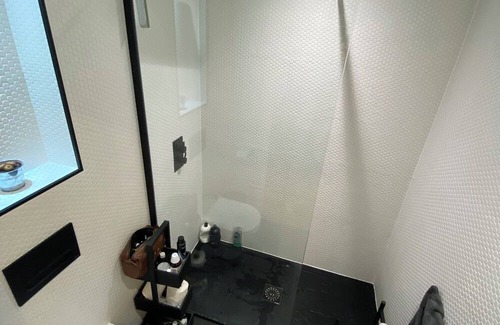 Dulwich Apartment | Modern 2BD Flat with Garden in East Dulwich Awaits You