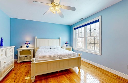 Pine River Pond House | Tranquil Getaway with Lake Views & Fully Equipped Kitchen